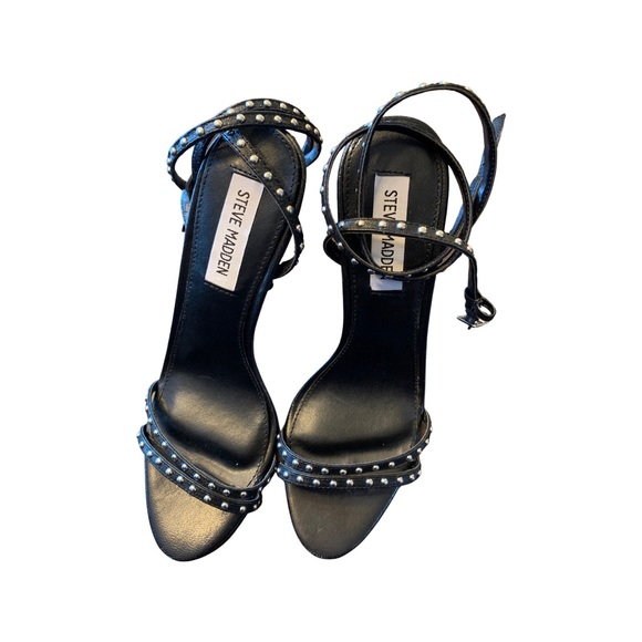 Steve Madden leather studded black sandals - Picture 2 of 3